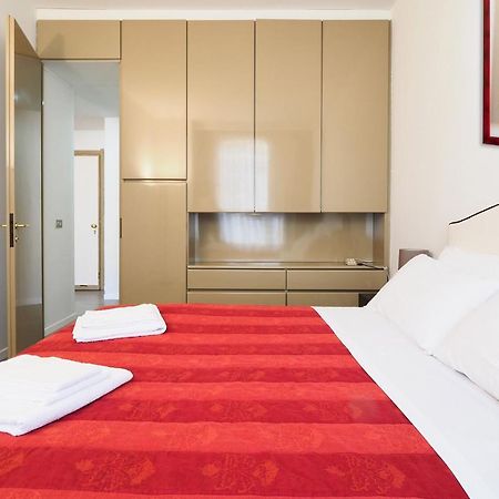 Duomo Luxury Apartment - One Bed Mailand Exterior foto